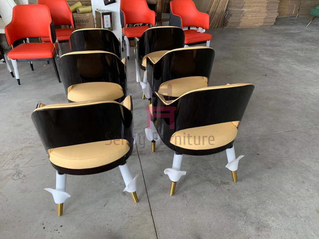 Ghế nhà hàng bọc nệm trong nhà có tựa lưng Maple Veneer